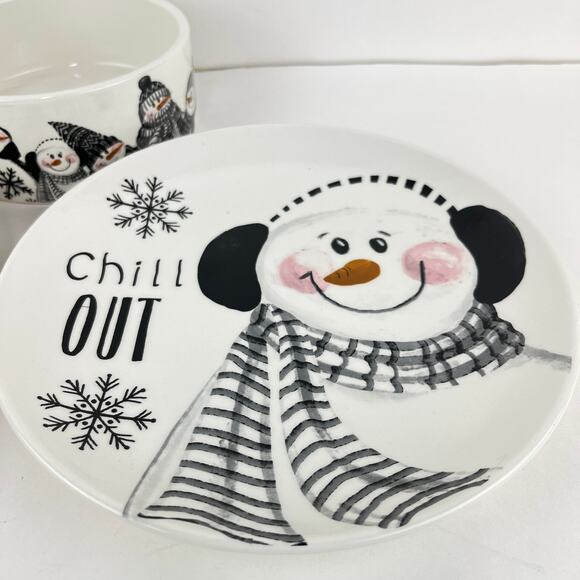 Fitz and Floyd Snow Days Snack Set Snowman Bowl and Plates - Picture 2 of 8